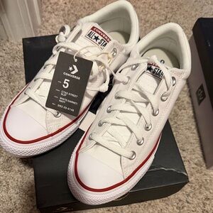 Converse Kids' Chuck Taylor All Star Low Top Sneakers in White